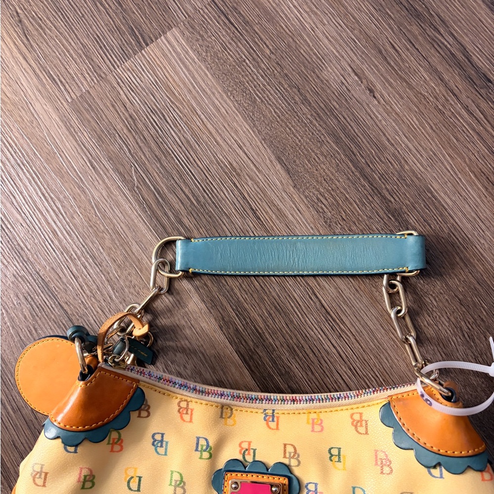 Dooney & Bourke Vintage Yellow Multicolor DB Logo Handbag with Teal Trim - Picture 15 of 16